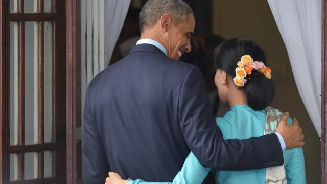 Ông Obama và bà Suu Kyi trong cuộc gặp năm 2014