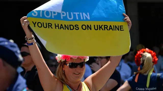 Українці Австралії в суботу протестували в Брісбені проти візиту Володимира Путіна