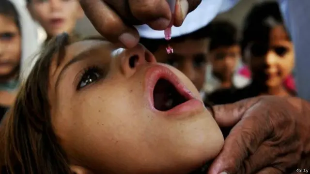 اس سال پاکستان میں اب تک پولیو کے 262 نئے مریض سامنے آئے ہیں، جو کہ گذشتہ 15 برس میں سب سے زیادہ تعداد ہے