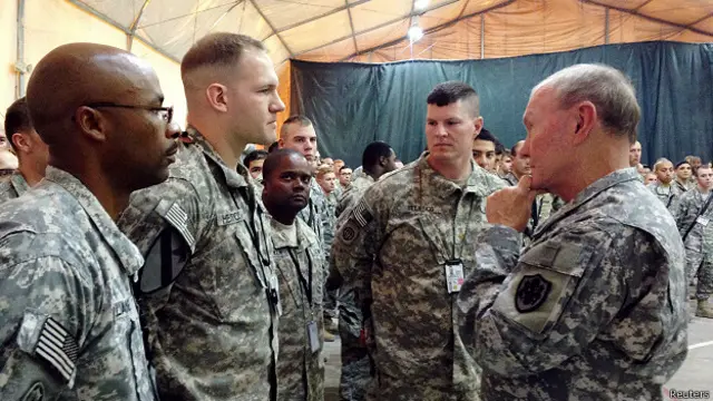 جنرل ڈیمپسی نے عراق میں موجود امریکی فوجیوں سے بھی ملاقات کی