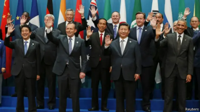 Pertumbuhan ekonomi dunia diprediksi mencapai 3,3%, menurut IMF.