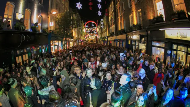 Lampu Natal di Carnaby Street