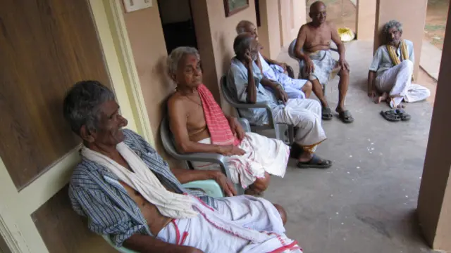 மதுரையில் இருக்கும் முதியோர் இல்லம் ஒன்று