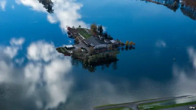 Hujan deras diperkirakan akan terus terjadi selama beberapa hari