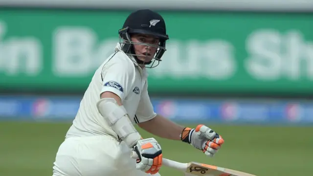 ٹام لیتھم نے ابھی تک پاکستان کے خلاف اچھی کارکردگی کا مظاہرہ کیا ہے