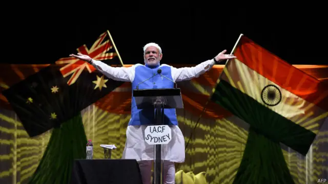 नरेंद्र मोदी