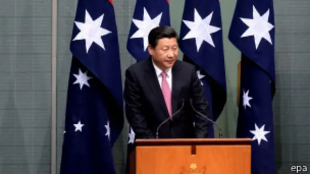 ကန်ဘာရာမြို့က ပါလီမန်မှာ တရုတ် သမ္မတ မိန့်ခွန်းပြောစဉ်