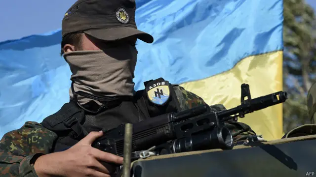 Боец украинского добровольческого батальона "Азов"