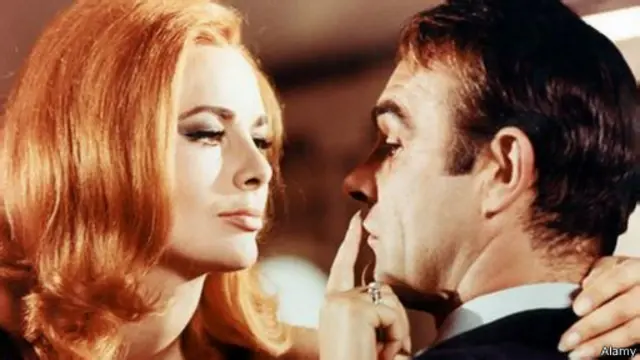  أحد لقطات فيلم جيمس بوند الشهير "أنت تعيش فقط مرتين" 