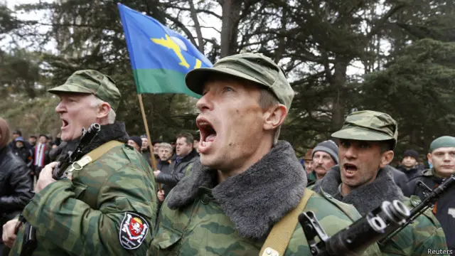 Отряд самообороны Крыма принимает присягу