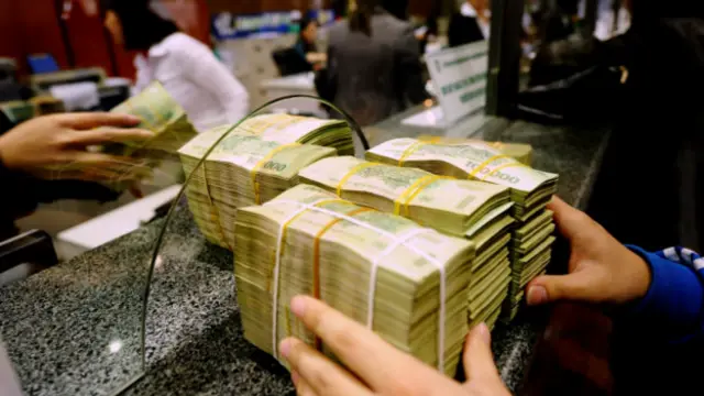 Giá đôla đã tăng đột biến trong thời gian qua