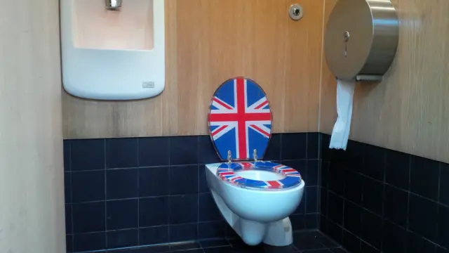 Toilet di South Bank