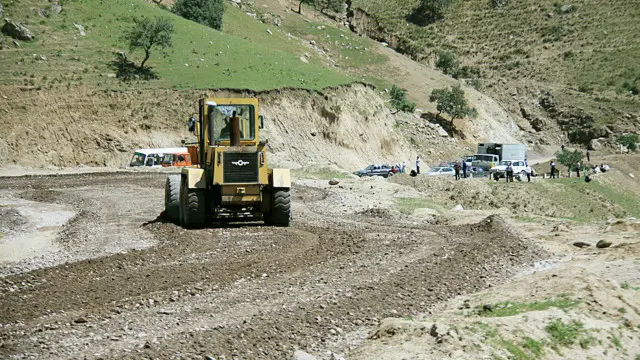 شرکتهای چینی اکنون در کشورهای آسیایی میانه در زمینه جاده سازی فعال هستند