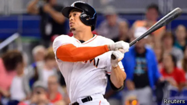 Stanton tiene raíces portorriqueñas y tiene relación con los Criollos de Caguas en el Estado caribeño.