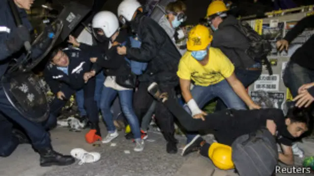 လူ ၄ ဦးကို ဖမ်းဆီးခဲ့