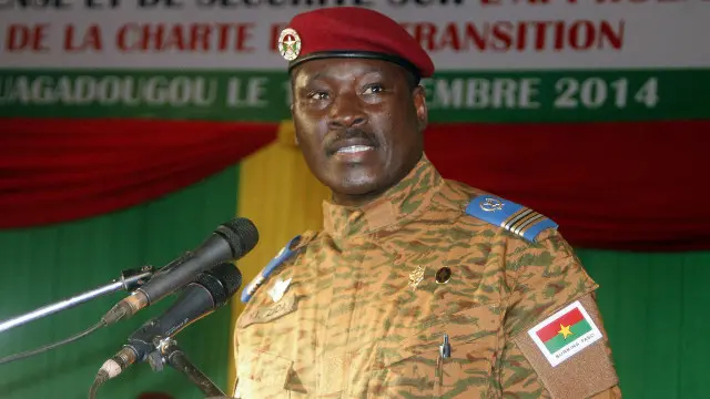 Lieutenant-colonel Isaac Yacouba Zida, Premier Ministre de la Transition