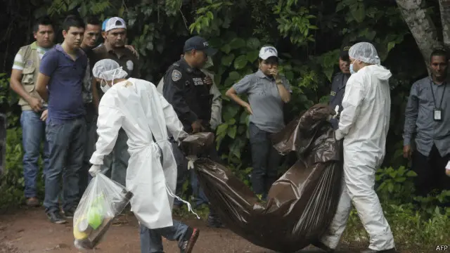 تم التحفظ على اسلحة وسيارة استخدمت في تنفيذ الجريمة.