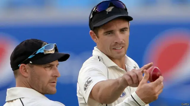 نیوزی لینڈ کی طرف سے بیٹنگ میں کپتان میک کلم نے نمایاں کردار ادا کیا تو بولنگ میں ٹم ساؤدی نے