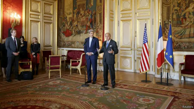 John Kerry dan Laurent Fabius.