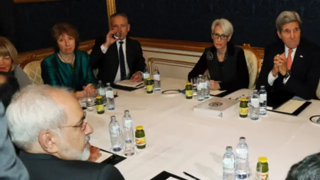 जॉन केरी और जावेद जाफ़री