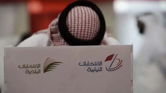 د شیعه ګانو یوه لوی ګوند دغه ټاکنې غندلې او له ملنډو سره یې ورته بللې