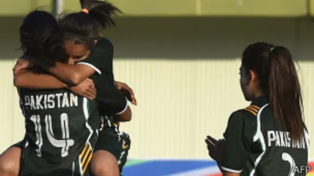 पाकिस्तानी महिला फ़ुटबॉलर