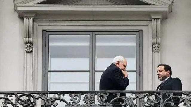 اے ایف پی نے ایک سینیئر امریکی حکام کے حوالے سے بتایا کہ مقصد اب بھی پیر کی رات تک معاہدہ کرنا ہے ’لیکن ہم آپس میں اور دیگر شراکت داروں کے ساتھ مختلف آپشنز یا راستوں پر بات چیت کر رہے ہیں۔‘