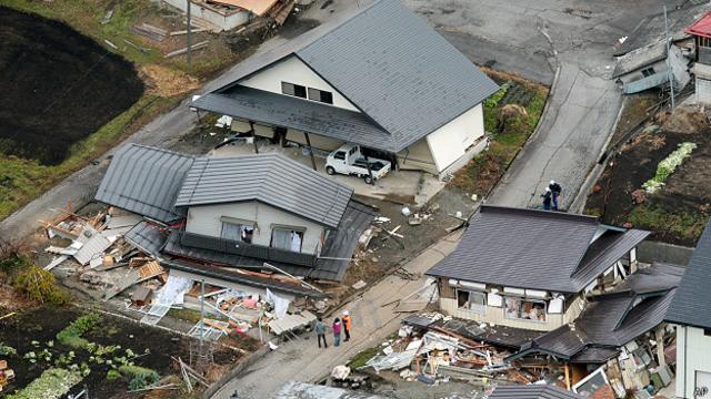 Destrucción por terremoto en Japón