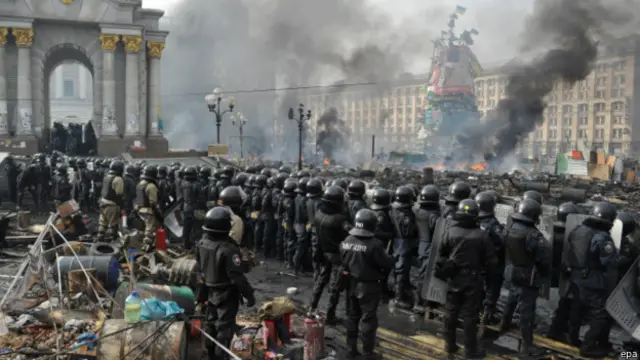 یوکرین میں تقریباً پورے سال عدم استحکام نظر آیا