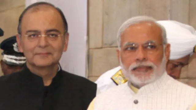 नरेंद्र मोदी, अरुण जेतली