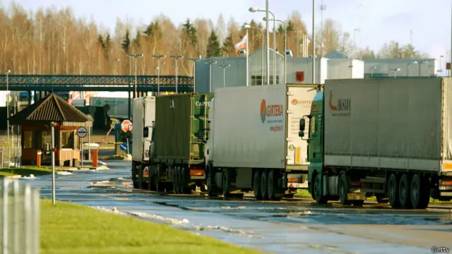 Очередь грузовиков на границе