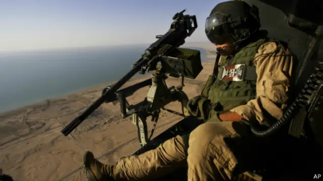 طيران التحالف يشن غارات على مواقع التنظيم في الأنبار.