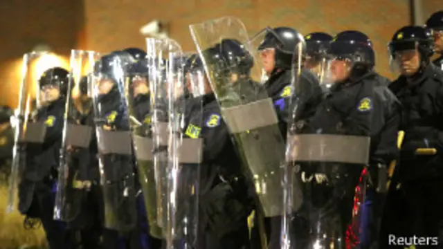 पुलिस बल