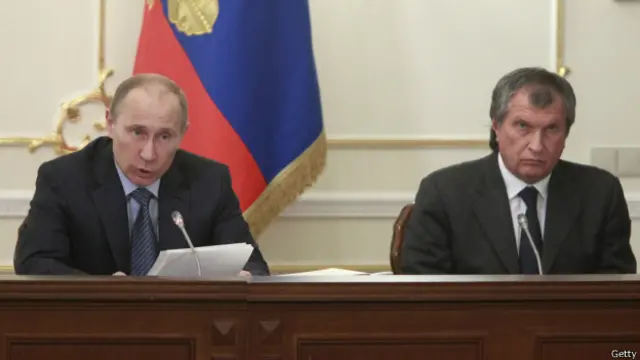 Игоря Сечина, возглавляющего "Роснефть", считают ближайшим соратником Владимира Путина