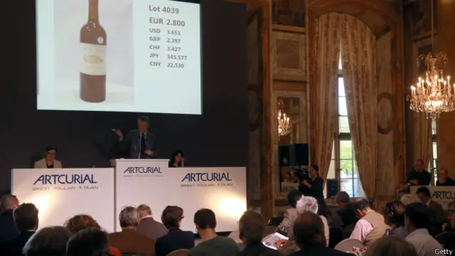 Subasta de vinos en 2013