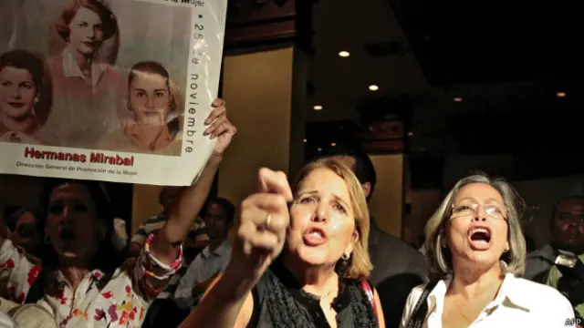 Mujeres protestan contra la violencia