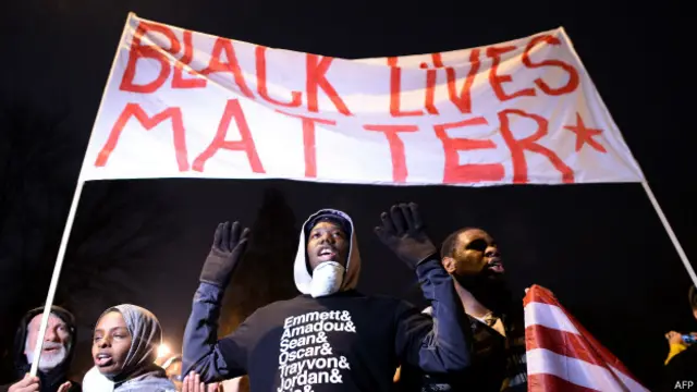 Протесты в американском городе Фергюсон