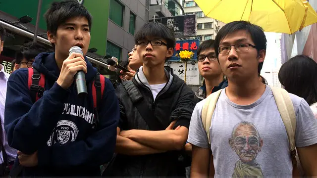 لستر شام، جاشوا وونگ و اسکار لیی رهبران اعتراضات دانشجویی هنگ کنگ