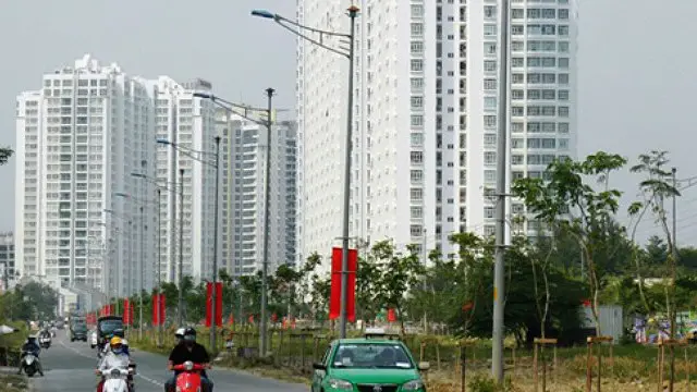 Thủ tục để Việt kiều mua nhà tại Việt Nam được xem là còn nhiều khó khăn.