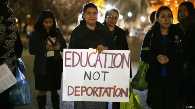 Protesto contra deportações nos EUA, na segunda-feira (Getty)