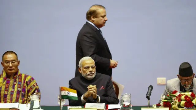 नवाज शरीफ़ और मोदी