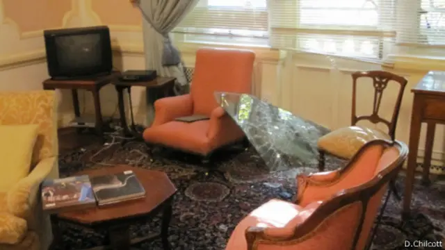 مساله پرداخت غرامت یا خسارت ناشی از تخریب اموال نیز مطرح شده بود