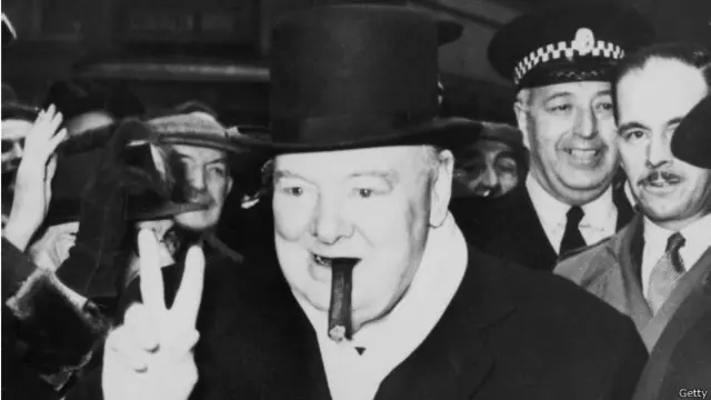 Chechen seks video porno Qora erkak xotinini eshakda sikadi