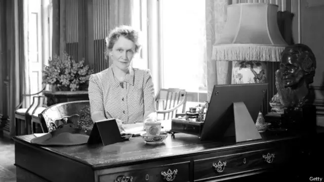 Нэнси Астор в Клайвдене