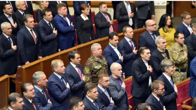 صوت البرلمان بأغلبية ساحقة لإسقاط حالة عدم الانحياز