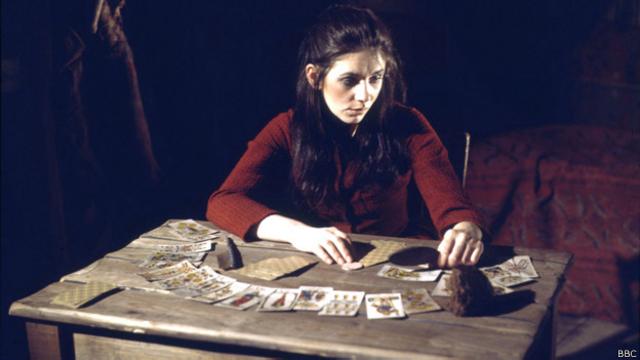 Eve Belton como Marya en la adaptación de "Demonios" de la BBC de 1969.