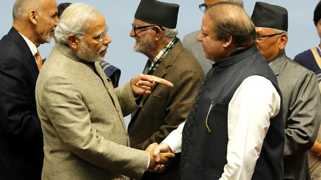 नरेंद्र मोदी और नवाज़ शरीफ़