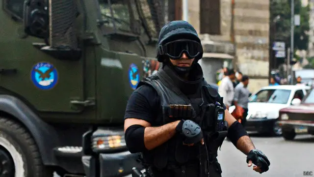 كثفت أجهزة الأمن الإجراءات الأمنية في المنطقة وبدأت حملة تمشيط في أعقاب الهجوم