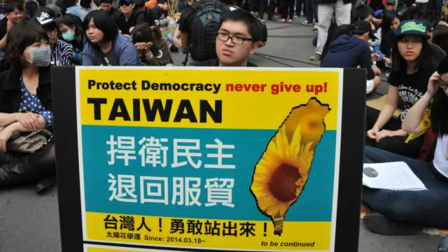 台湾在2014年3月发生太阳花学运。