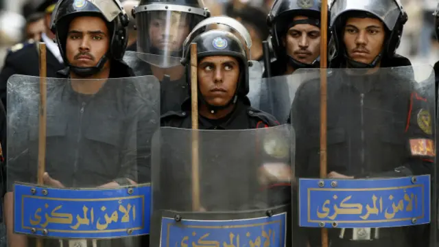 Mısırlı polisler